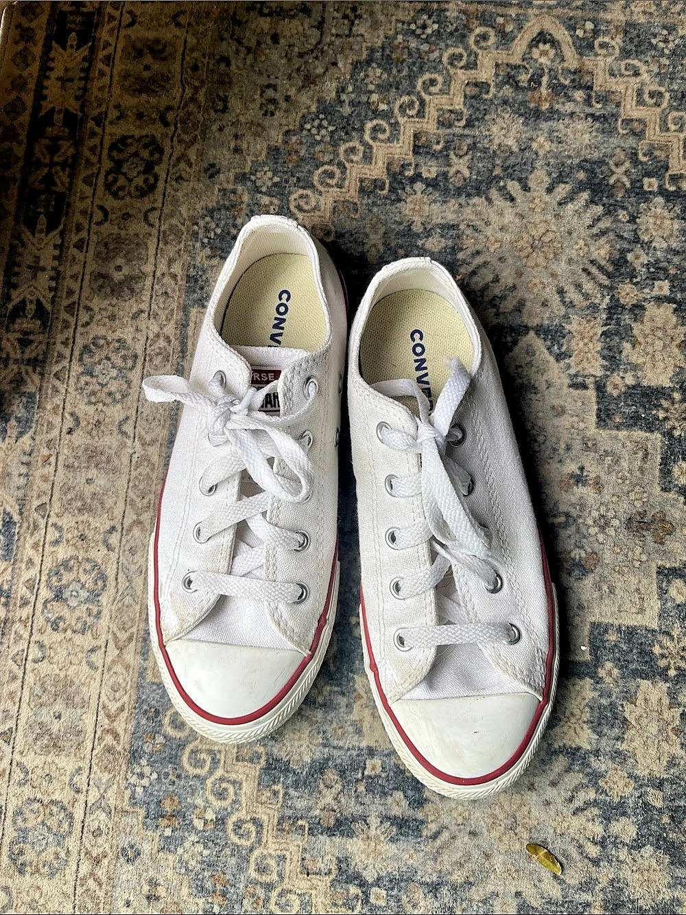 Converse Chuck Taylor All Star Ox White Sneakers girls size 2